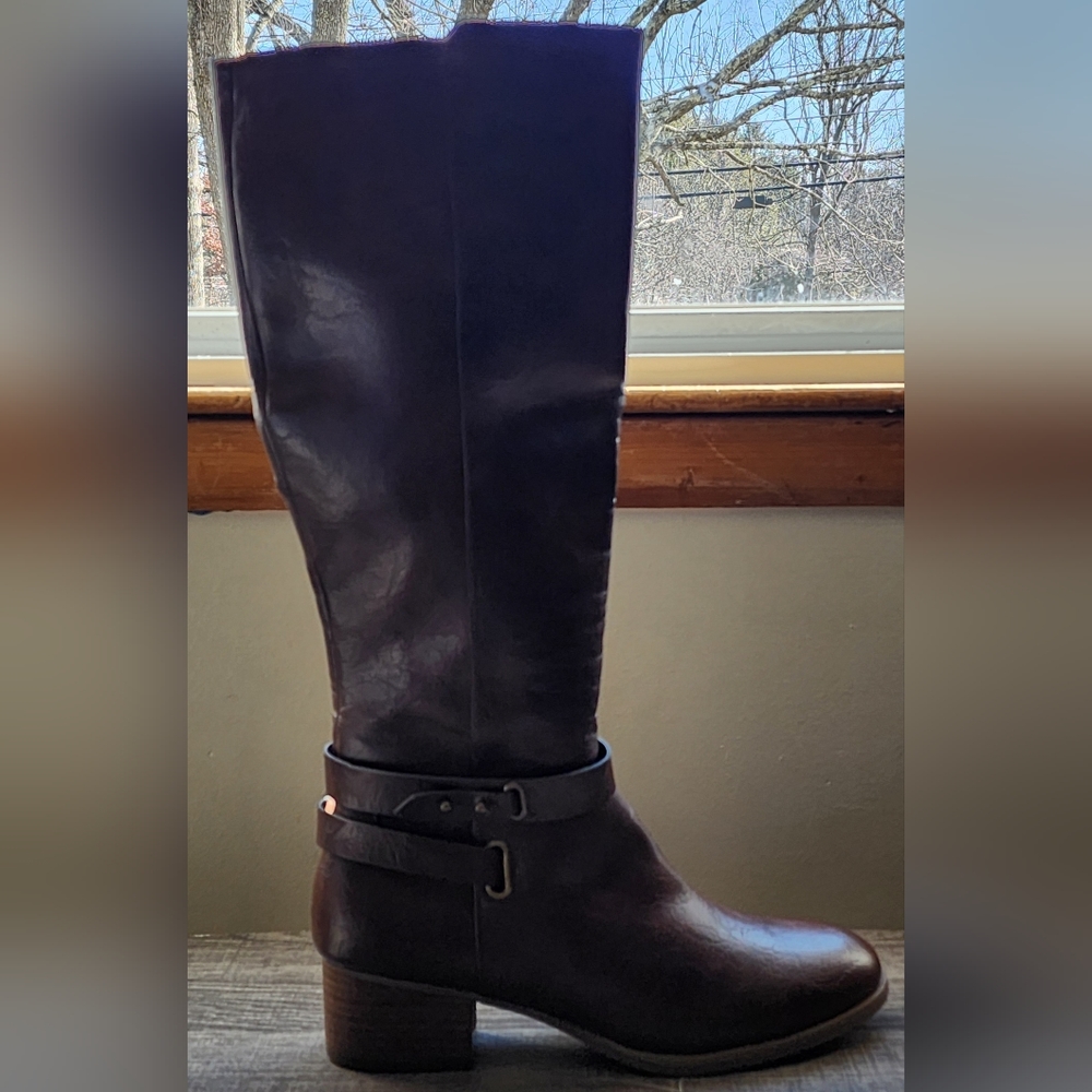 ** Brand New ** Marilyn Xappeal Woman's Boots